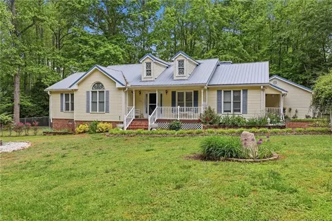 155 Deerfield Cir, Mount Airy, GA 30563