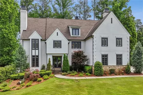 425 Laurel Chase Ct, Sandy Springs, GA 30327