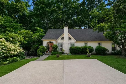 4135 Lake Mist Dr NW, Kennesaw, GA 30144