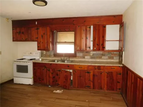Kitchen - 2803 Maple Rd SE, Rome, GA 30161 photo 1 of 1