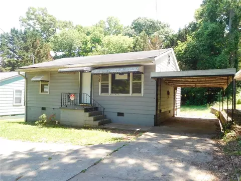 Exterior - 2803 Maple Rd SE, Rome, GA 30161 photo 2 of 7