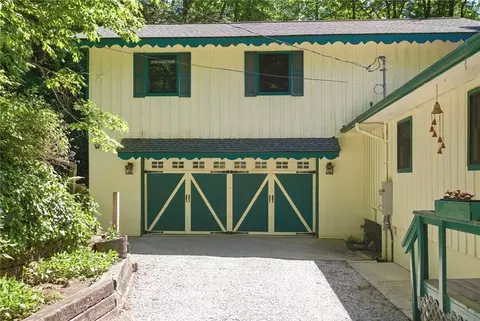 46 Spartan Ln, Rabun Gap, GA 30568