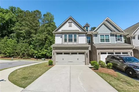 1900 Lanier Harbor Pt, Buford, GA 30518