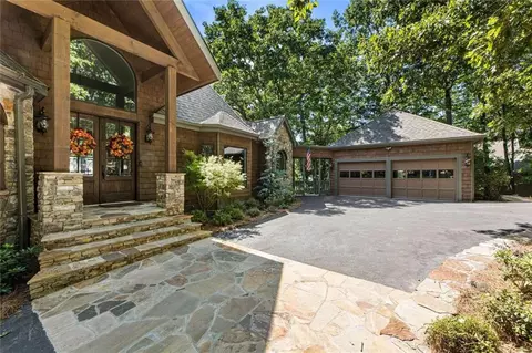 912 Mcelroy Mountain Dr, Big Canoe, GA 30143