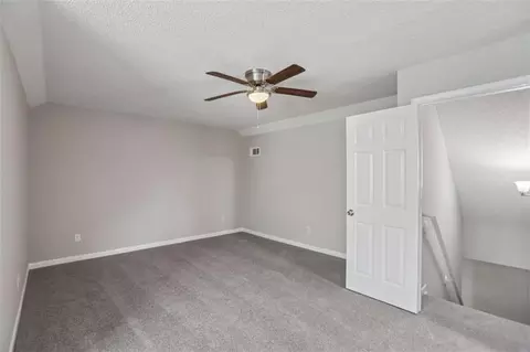 6758 Biscayne Blvd, Rex, GA 30273 photo 25