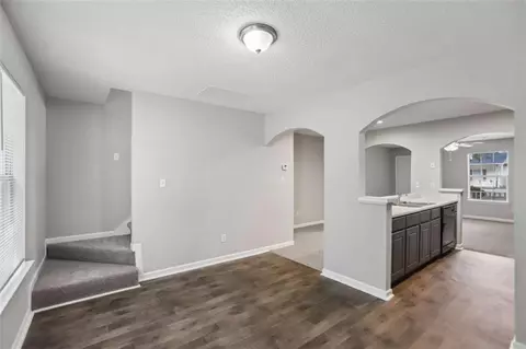 6758 Biscayne Blvd, Rex, GA 30273 photo 10