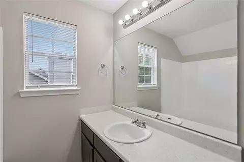6758 Biscayne Blvd, Rex, GA 30273 photo 29