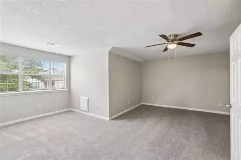 6758 Biscayne Blvd, Rex, GA 30273 photo 24