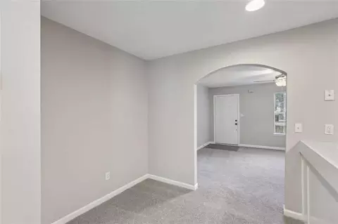 6758 Biscayne Blvd, Rex, GA 30273 photo 23