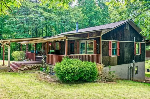 8176 E Highway 5, Whitesburg, GA 30185