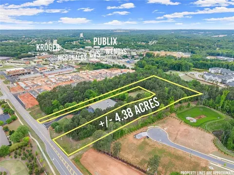 5378 Thompson Mill Rd, Hoschton, GA 30548
