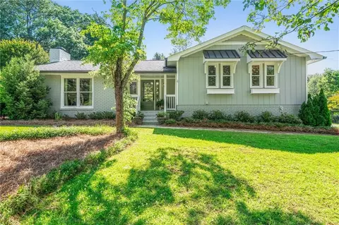 611 Highview Dr SE, Smyrna, GA 30082