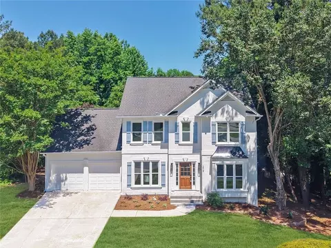 1412 Winterberry Ridge Cir, Woodstock, GA 30189
