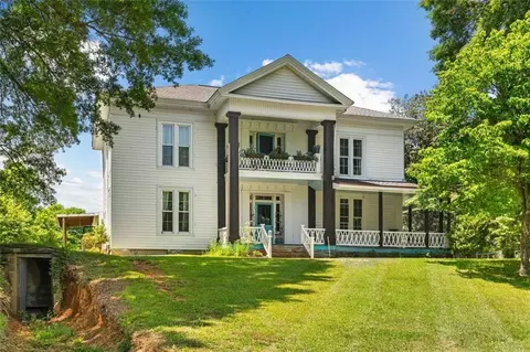 475 Evergreen Rd NE, Resaca, GA 30735