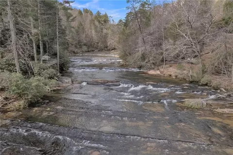 224 River Rock Dr, Dahlonega, GA 30533