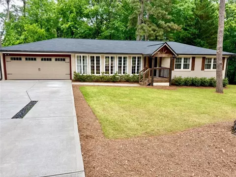 273 Skyland Dr, Roswell, GA 30075