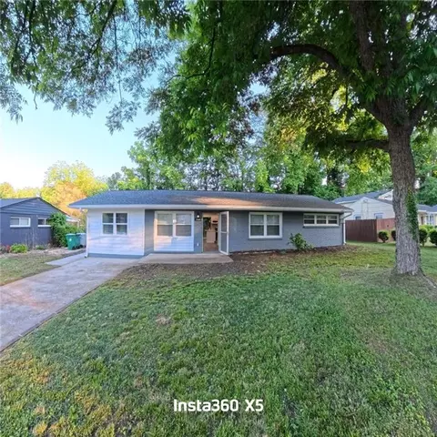 3045 Lindon Ln, Decatur, GA 30033