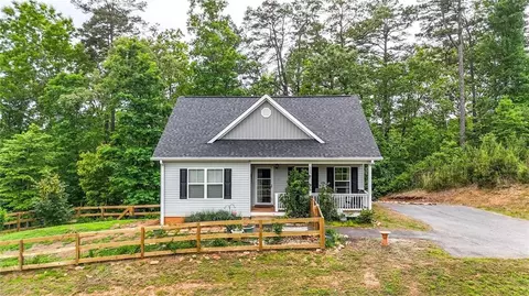 355 Estate Dr, Dahlonega, GA 30533