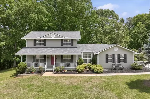 3958 Pointe N, Gainesville, GA 30506