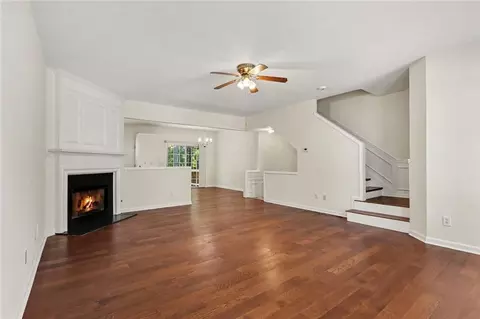 Living - 4001 Howell Park Rd, Duluth, GA 30096 photo 1 of 2
