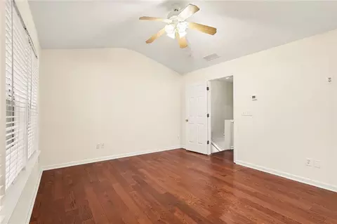Bedroom - 4001 Howell Park Rd, Duluth, GA 30096 photo 1 of 5