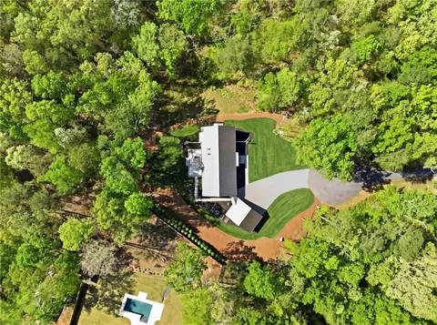 498 Old Mount Carmel Rd, Canton, GA 30114