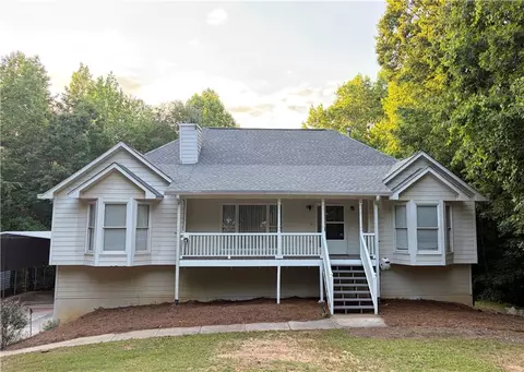 383 Yellowstone Dr, Powder Springs, GA 30127
