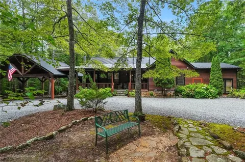 202 Dogwood Dr, Epworth, GA 30541