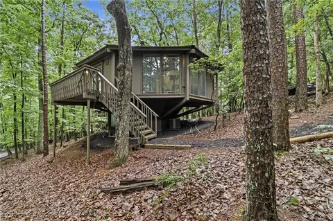 161 Treetopper Cir, Big Canoe, GA 30143