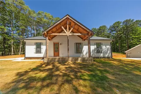 774 Donahoo Rd, Silver Creek, GA 30173