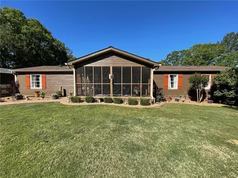 76 Popham Rd, Taylorsville, GA 30178