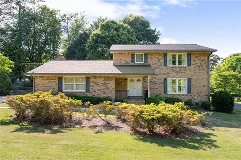465 Pine Forest Dr, Lawrenceville, GA 30046