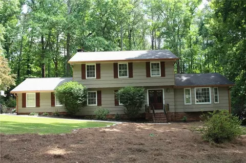 4989 Mountclaire Rd, Stone Mountain, GA 30087
