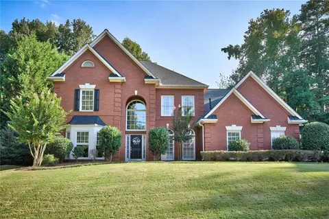 630 Lake Medlock Ct, Alpharetta, GA 30022
