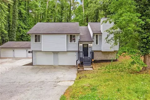 3021 Munson Ct, Snellville, GA 30039