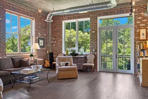 3235 Roswell Rd NE #604, Atlanta, GA 30305