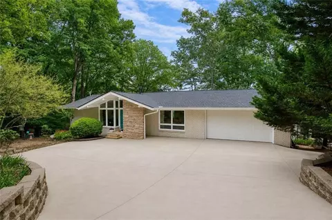 5950 Truman Mountain Rd, Gainesville, GA 30506