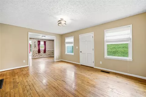 4269 E Cherokee Dr, Canton, GA 30115 photo 7