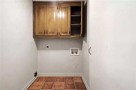4269 E Cherokee Dr, Canton, GA 30115 photo 4