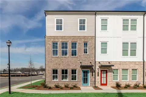 3107 Willow Glade Trl, Lawrenceville, GA 30043