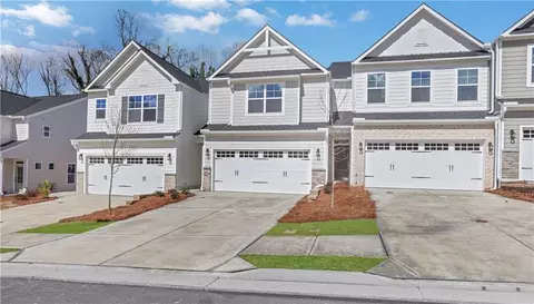 13 Trace Blf, Dawsonville, GA 30534