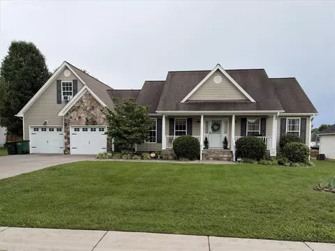 118 Blue Heron Dr, Ringgold, GA 30736