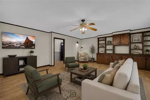 Living - 231 Honeysuckle Dr, Commerce, GA 30529 photo 3 of 3