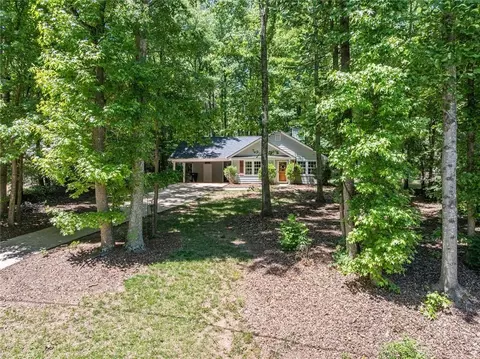 3430 Lakeside Ln, Cumming, GA 30040