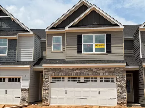 10 Trace Blf, Dawsonville, GA 30534