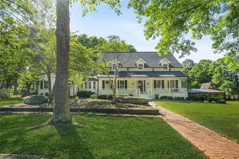 5422 Hill Rd SW, Powder Springs, GA 30127