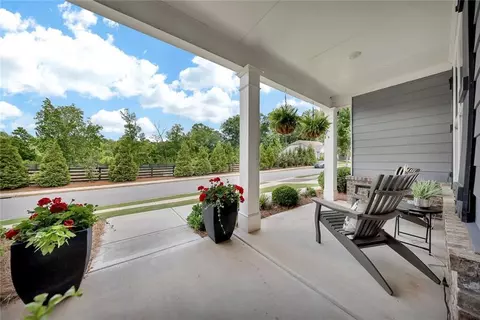 413 Carmichael Cir, Canton, GA 30115 photo 4
