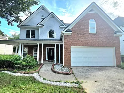 3385 Wellbrook Dr, Loganville, GA 30052