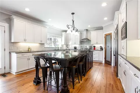 4902 Summer Wind Dr, Buford, GA 30519 photo 9