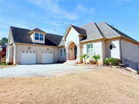 Exterior - 2308 Braunsroth Ln, Hampton, GA 30228 photo 3 of 6